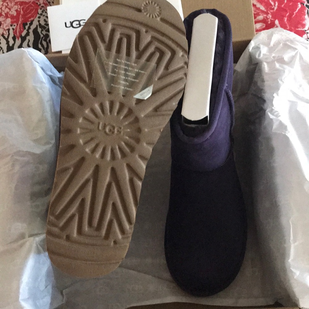Georgous pretty purple Ugg Boots